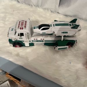 Hess Jet with hauler.